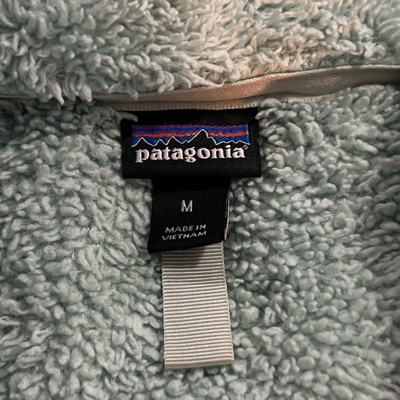 SOLD Patagonia Los Gatos 1/4-Zip - Gypsum Green - Picture 9 of 11